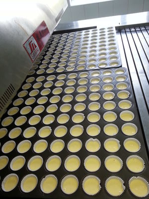 90 Degree Curved Conveyor 1000kg/H Automatic Cake Production Line